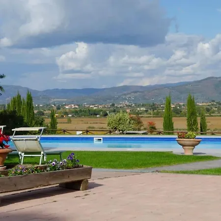 Renovated With A Charming Pool Villa Cortona