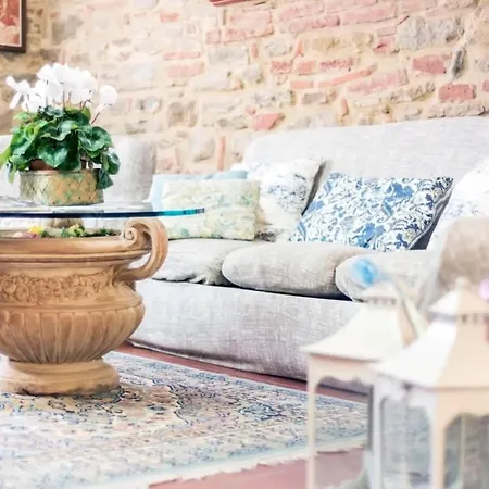 Renovated With A Charming Pool Cortona