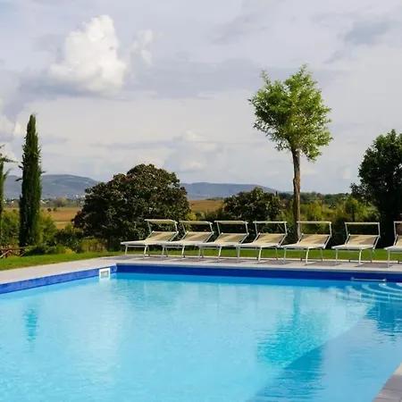 Villa Renovated With A Charming Pool *