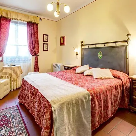 Renovated With A Charming Pool