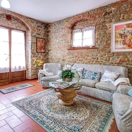 Renovated With A Charming Pool Cortona