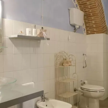 Renovated With A Charming Pool Villa