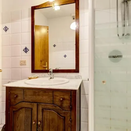 Renovated With A Charming Pool Villa *