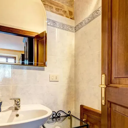 Renovated With A Charming Pool Cortona